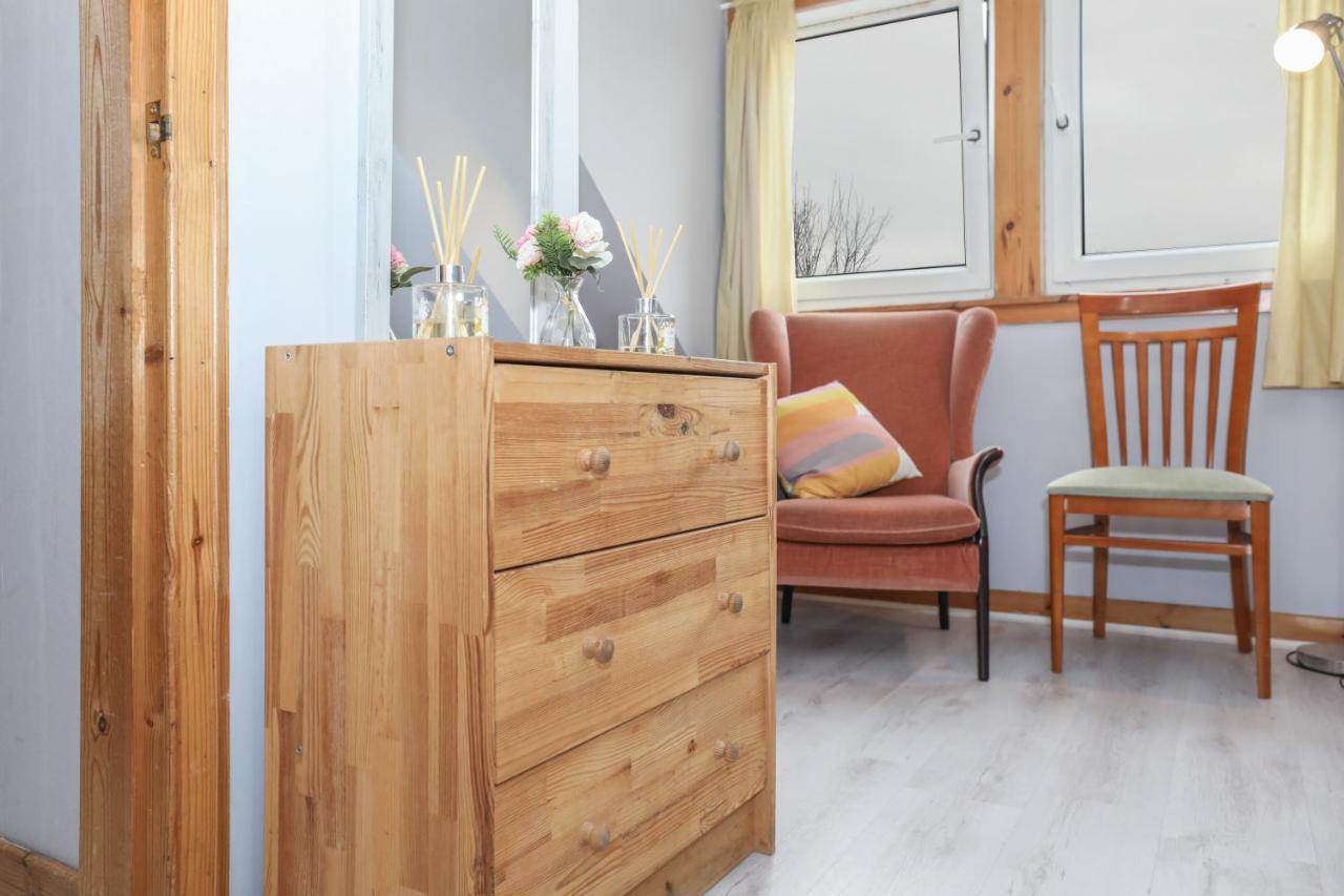 Beautiful 4 Bedroom Cottage - Ideal Location - Free Parking Edinburgh Bagian luar foto